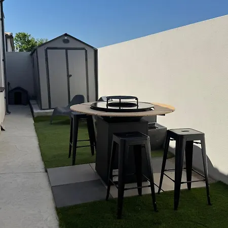 Villa Moderne Avec Piscine Et Cuisine Exterieure